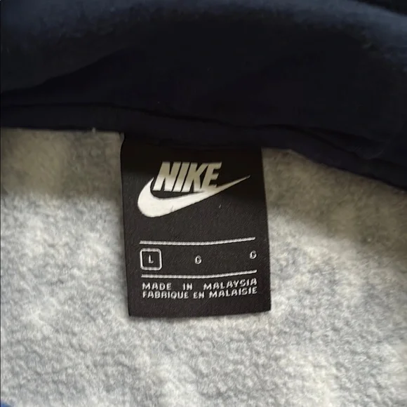 Nike Men's Blue and Yellow Graphic Hoodie - Picture 2 of 2